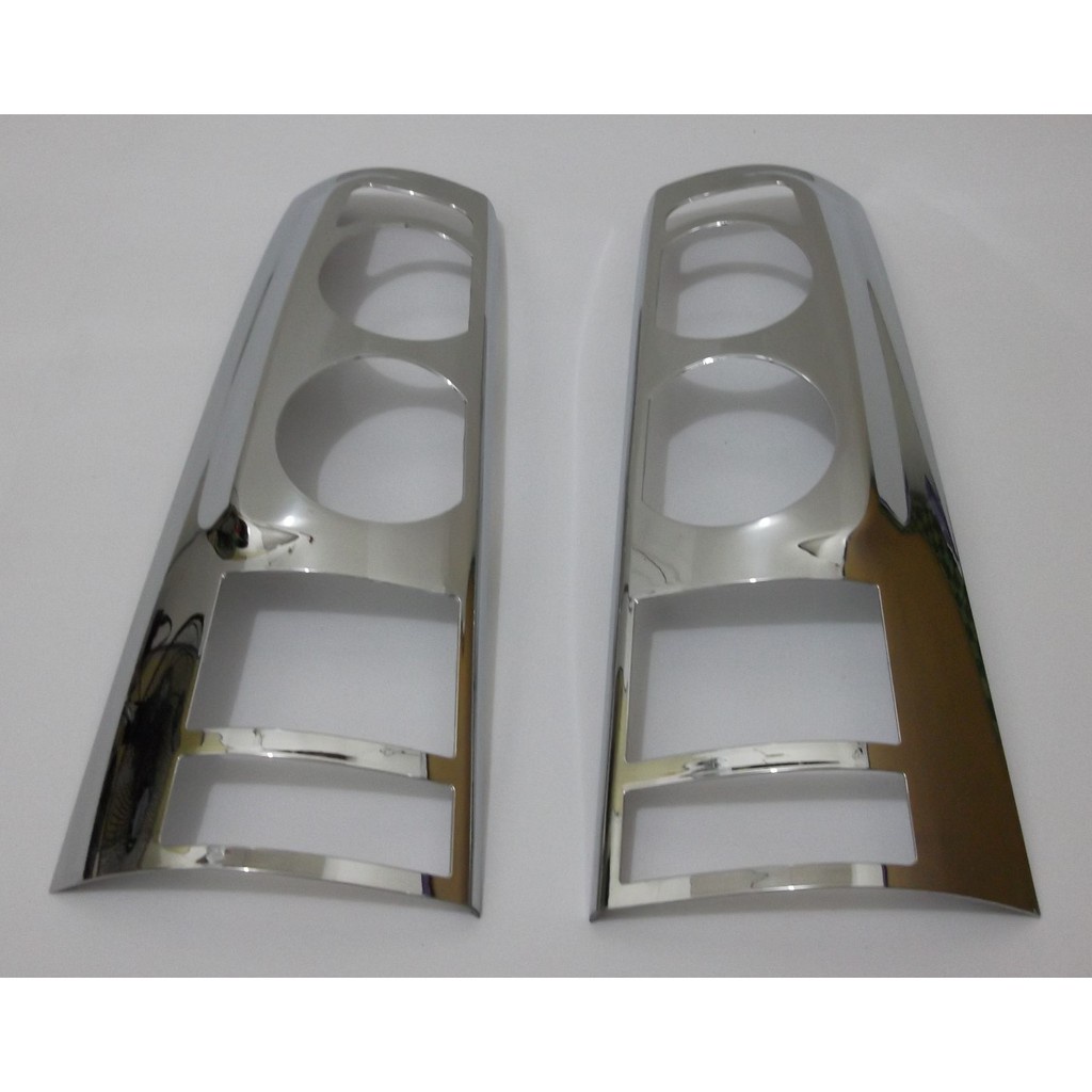 Garnish Lampu Belakang Avanza / Xenia Lama Chrome 2004  2005