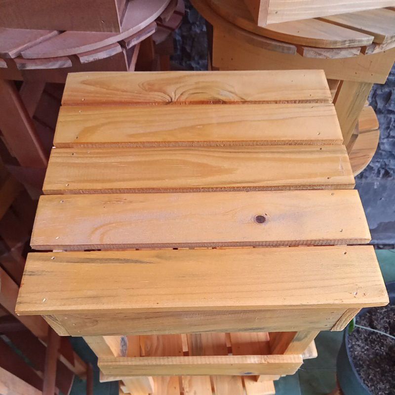 Kursi Kotak Pendek Kayu / Dingklik Mini Kayu / Dingklik Kotak / Kursi Kayu / Kursi Jongkok-Plitur muda