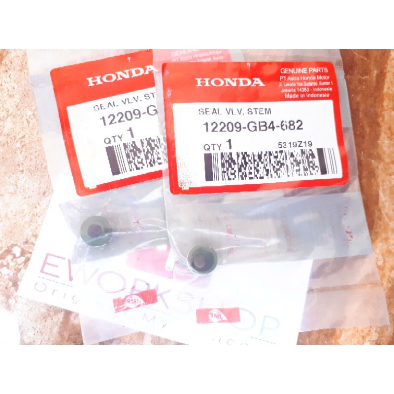 Sil Seal Klep set - Vario Beat Scoopy Verza Mega Pro New Monoshock Asli Honda 12209GB4682