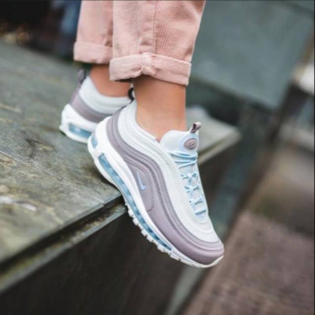 Sepatu Nike Air Max 97 Spruce Aura Buat Cewek