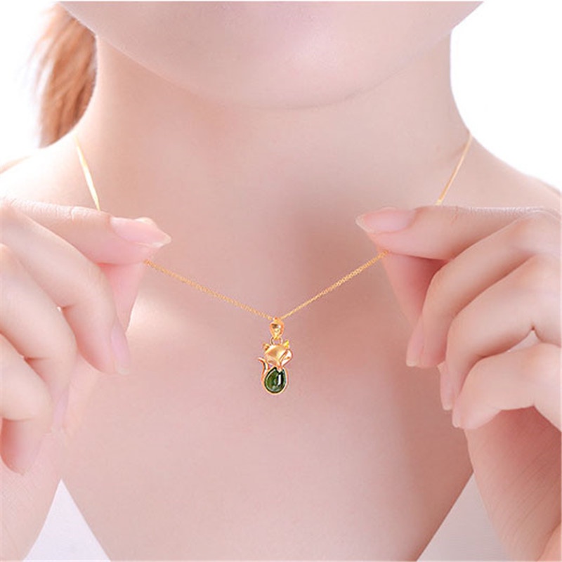 [Ready Stock]Fashion Gold Plated Emerald Fox Pendant Necklace