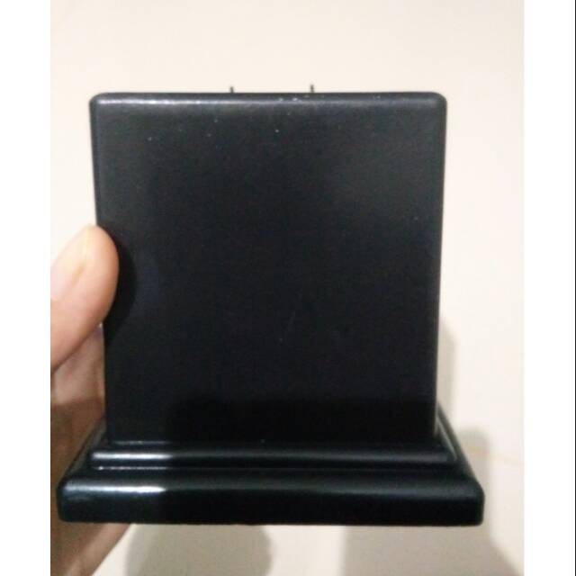 TATAKAN PIALA //W4 HITAM // BAGIAN BAWAH PIALA // BONEKA WISUDA