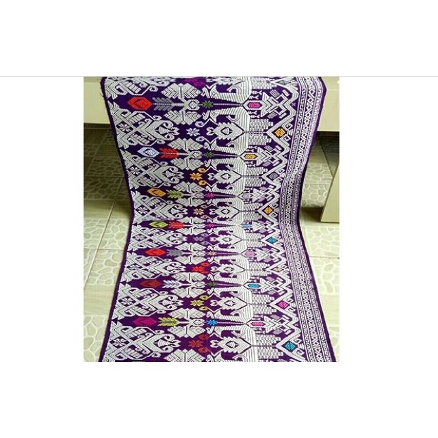 Songket Lombok tenun