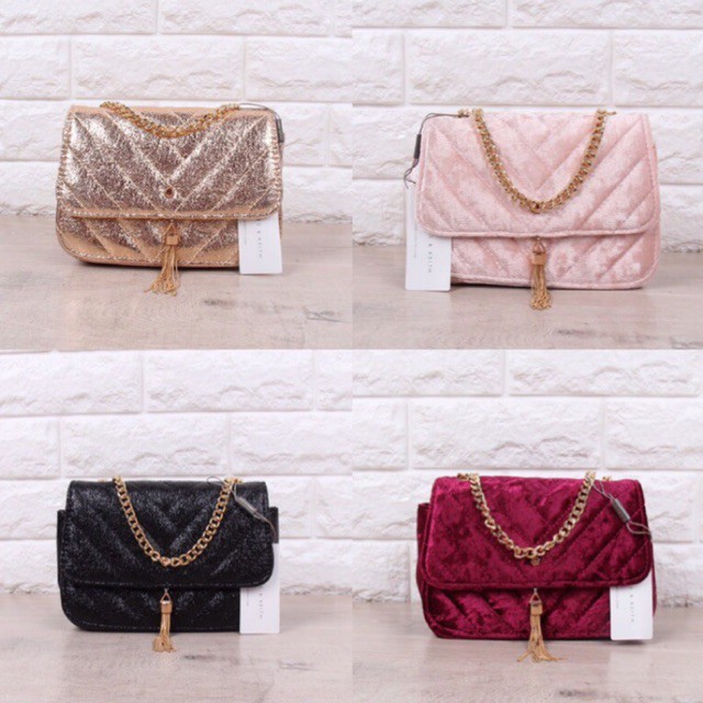 Tas Charles And Keith Textured Velvet Magnet Import Batam