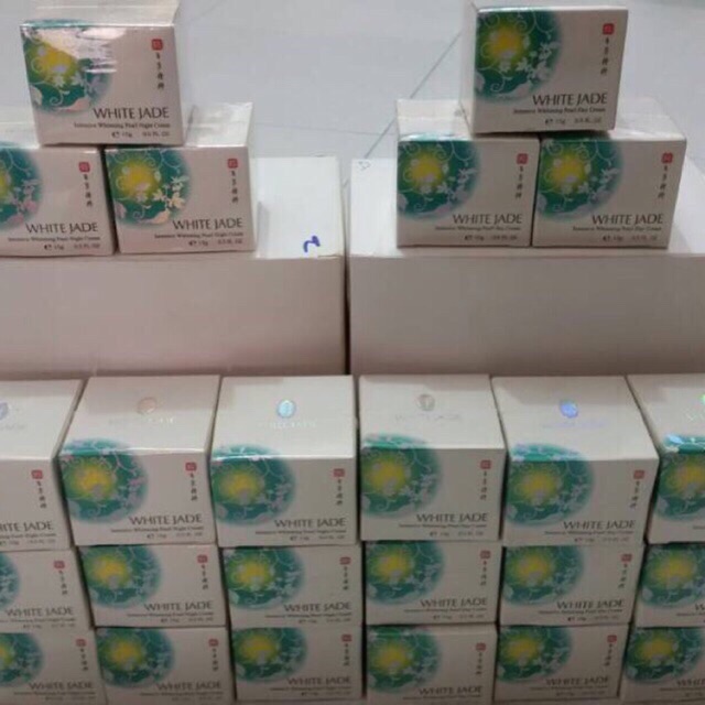White Jade Day Cream ( cream Pagi )/ sepasang cream pagi dan malam