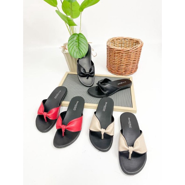 sandal kulit bhonkshors