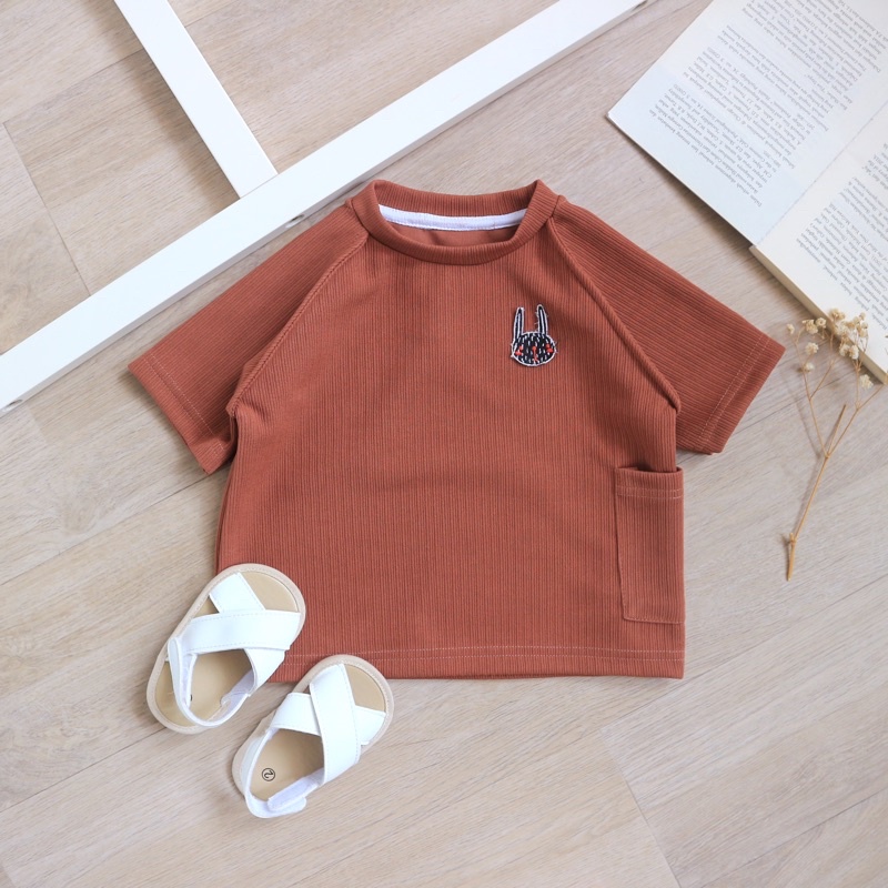 Baju Kaos Polo Shirt Atasan Lengan Pendek Anak Bayi Laki Laki Perempuan 1 2 3 4 5 Tahun Katun Oblong Anak Kaos Nonton-Chocolate