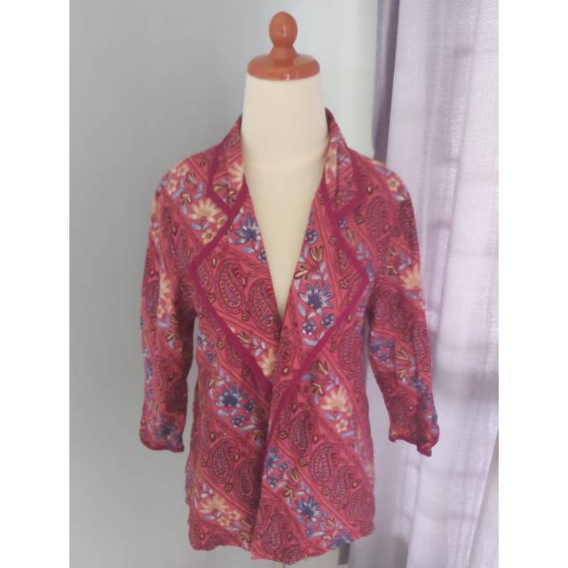 Atasan Batik Merk Danar Hadi