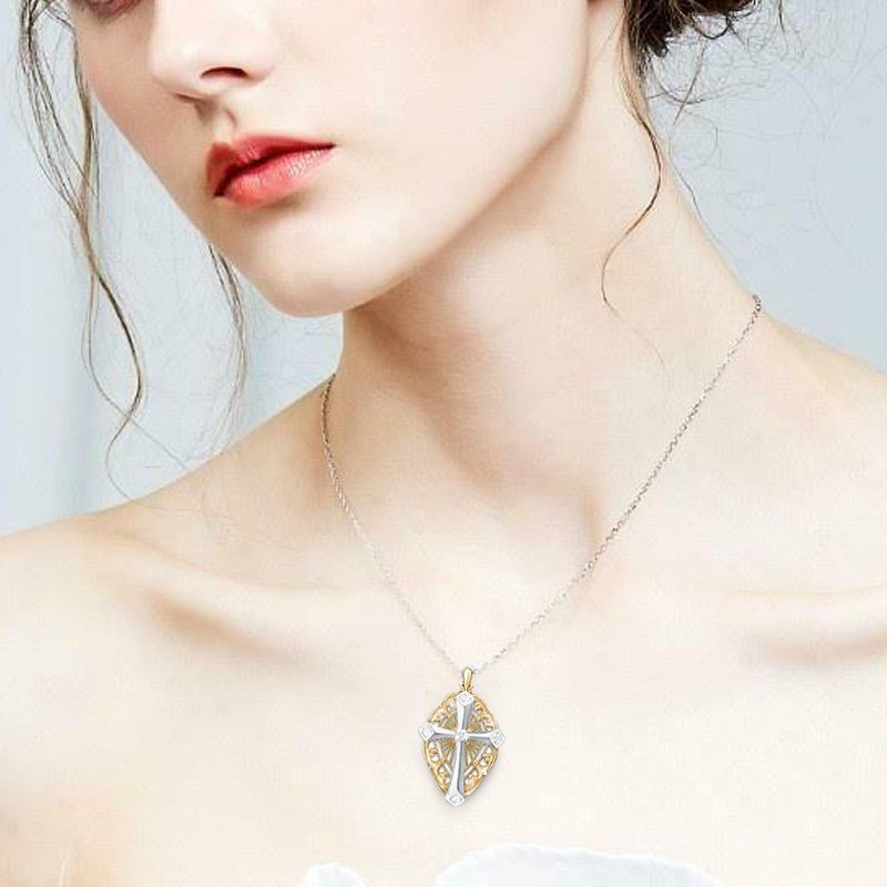 Yesus Salib Bertatahkan Zirkon Liontin Kalung Wanita / Aksesoris Perhiasan Fashion