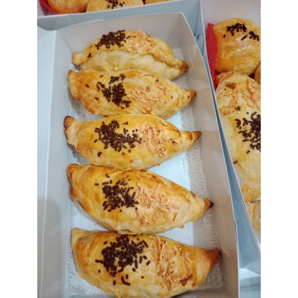 

Pisang bolen bogor crunchy premium