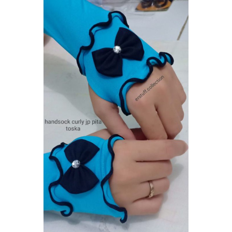 HANDSOCK JEMPOL CURLY KRIWIL PITA