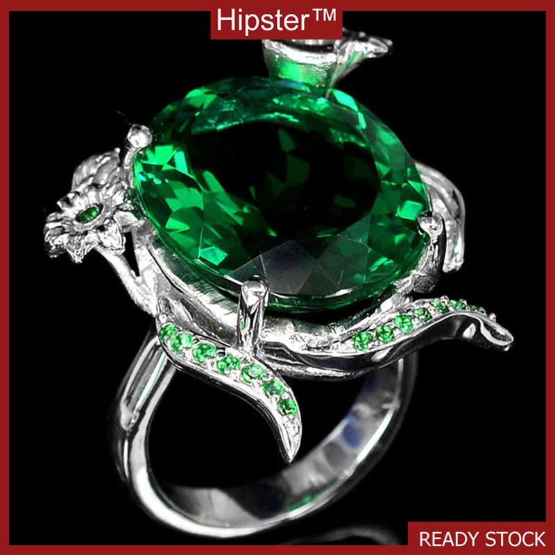 Fashion Bertatahkan Emerald Ring Kreatif