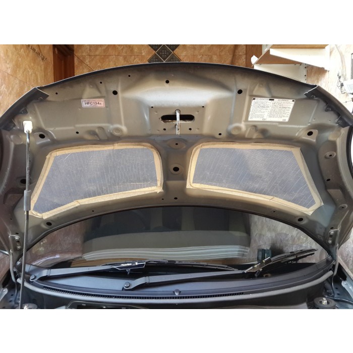 Peredam panas kap mesin honda brio / mobilio