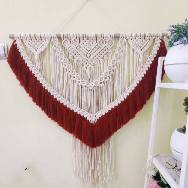 Macrame / macrame wall hanging