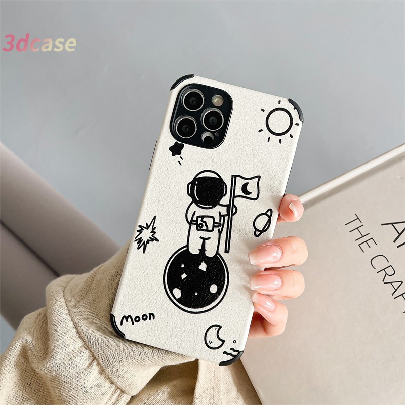 Casing Pelindung Lensa Kamera Compatible For IPhone 7 Plus 11 6 6S 8 Plus 12 mini 12 pro max X Se 2020 XR XSMAX 6SPlus 7Plus 6Plus 8Plus XS A7 A5S A12 A9 2020 A5 2020 A54 A15 A15S Gambar Astronaut Camera Protection Lamb Skin Leather Soft TPU Phone Case