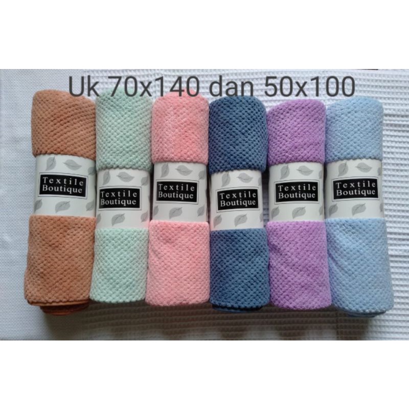 Handuk Mandi Dewasa Jumbo Microfiber Matahari/Babat/Cartur Size 140x70 cm