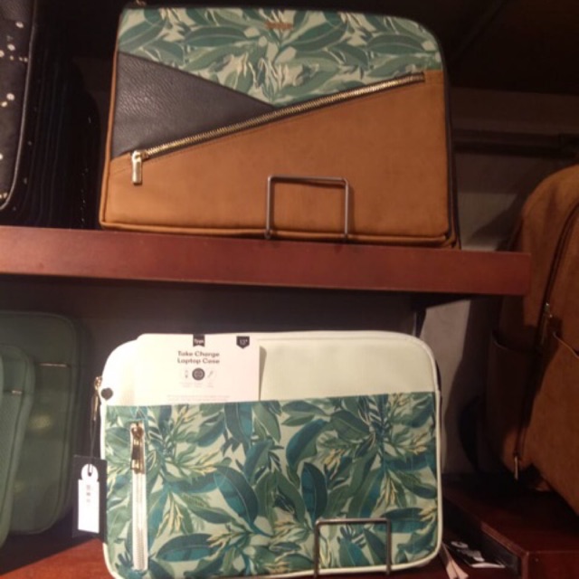 

Typo Laptop Cases