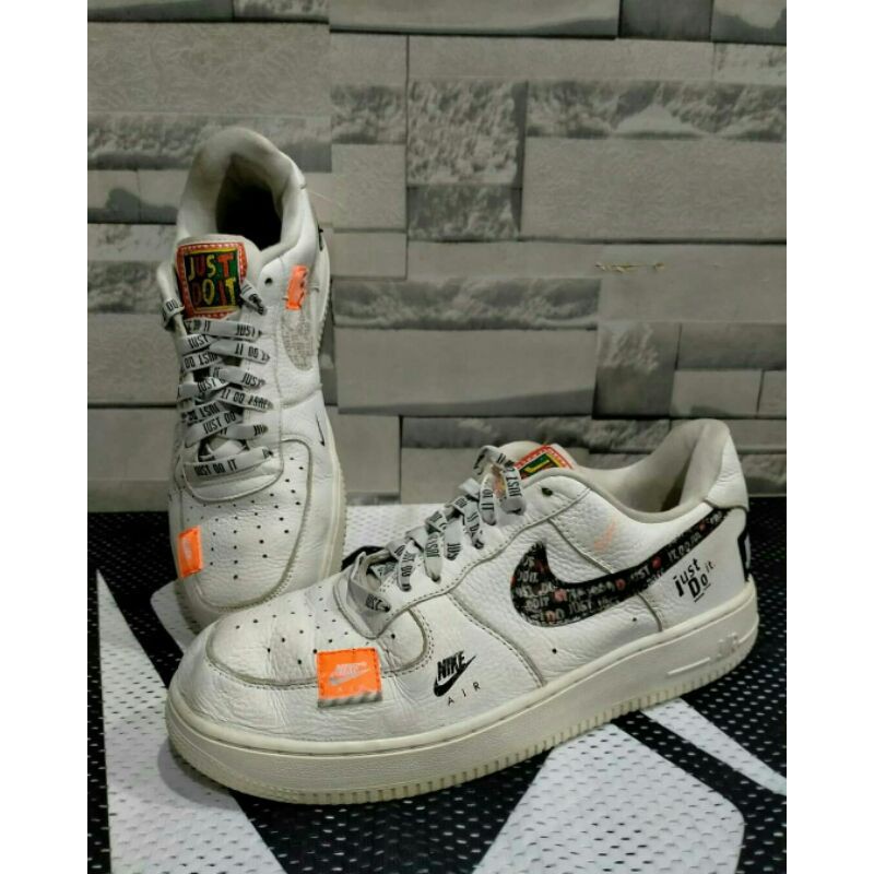 NIKE AIR FORCE 1 "JUST DO IT"