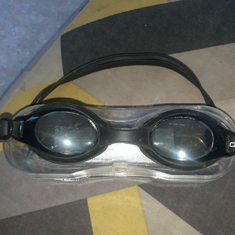 preloved kacamata renang speedo