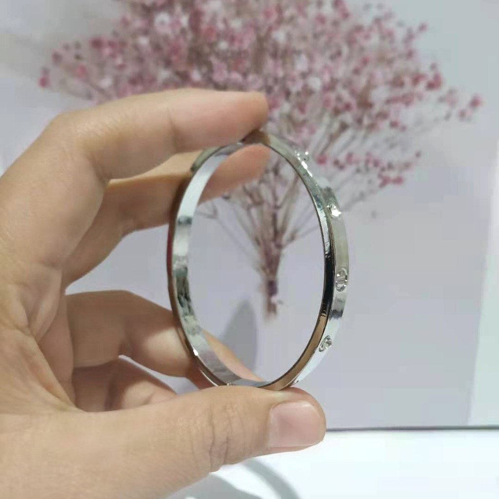 Gelang Tangan Titanium aksesoris Energi Magnetik Om Mani Padme Hum Untuk Wanita