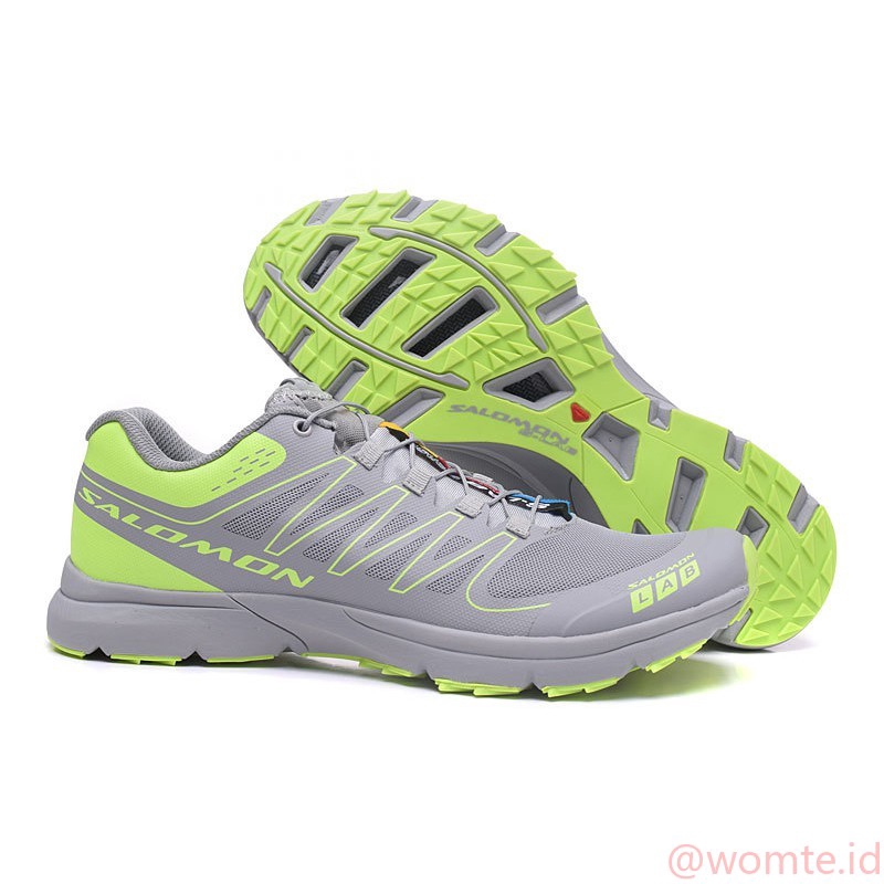 salomon trail hiking shoes