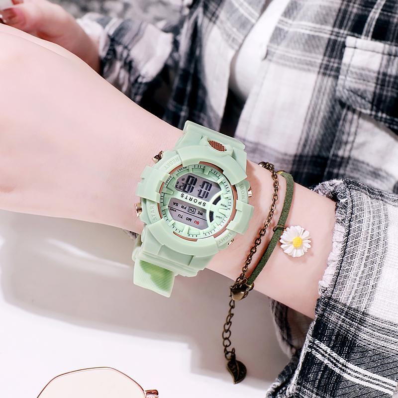 Jam Tangan Rubber Digital Sport Bulat Wanita Dan Pria Fashion