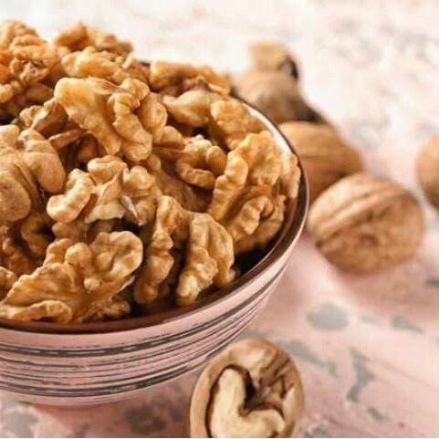 

WALNUT ORIGINAL (KACANG WALNUT) 1 KG