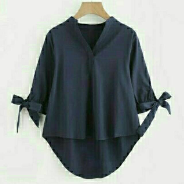 V G vinn Blouse