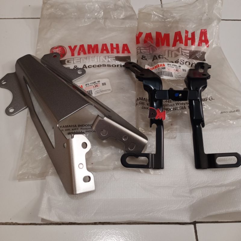 stay bracket braket dudukan spakbor slebor belakang Jupiter Mx king 2PV-F164F-00 2PV-F164G-00 asli o