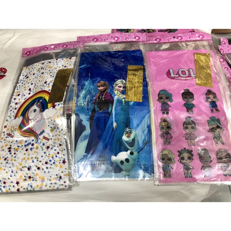 plastik ulang tahun Kecil