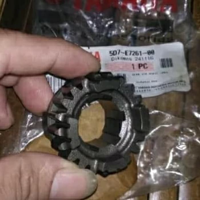GEAR WHELL 6TH R15 ORIGINAL YAMAHA
