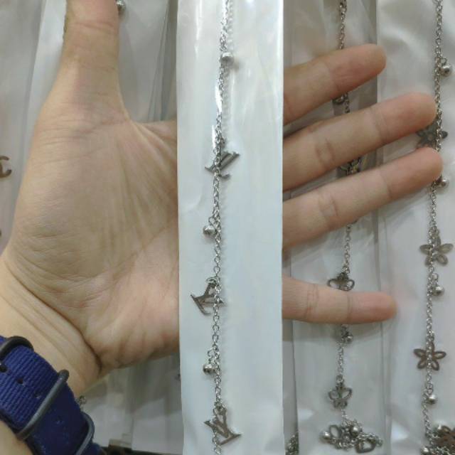 Gelang titanium wanita untuk tangan model lp