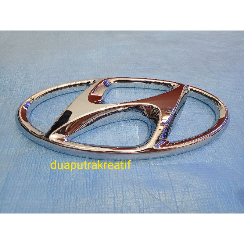 Emblem Hyundai 86300-4H500