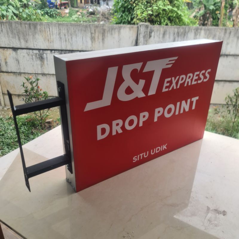 Neon box ukuran 60 x 40cm AKRILIK