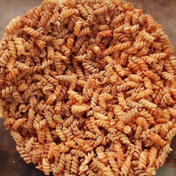 

MAKRONI SPIRAL | murah | snack | enak