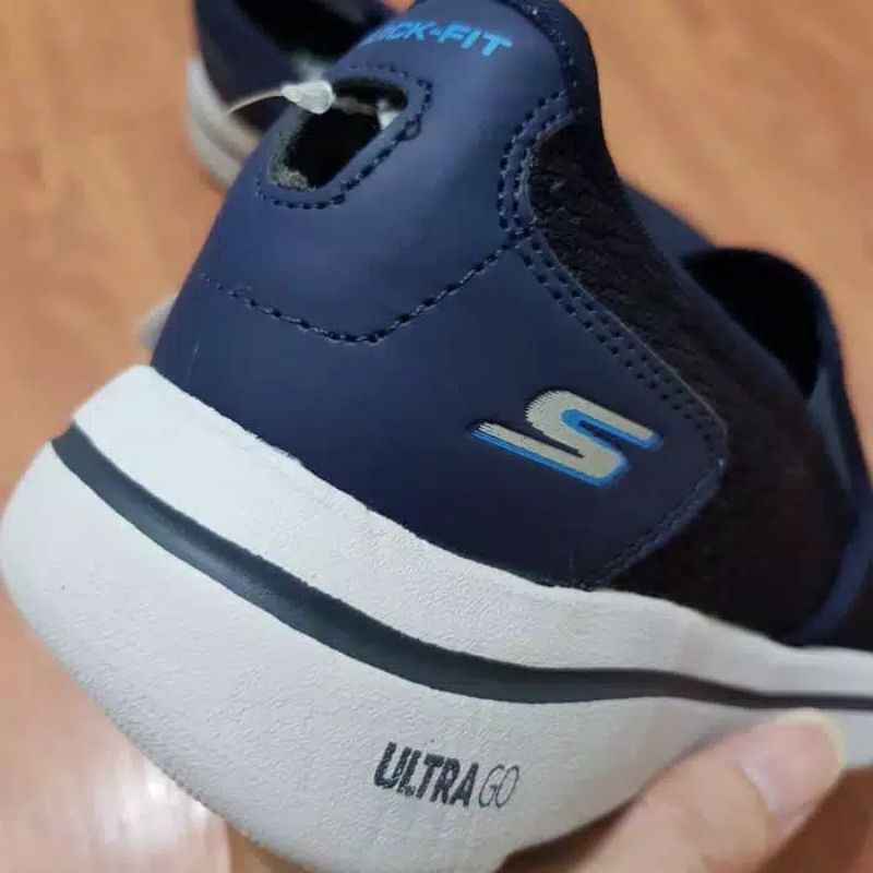 SKECHERS GOWALK 5 APPRIZE NAVY