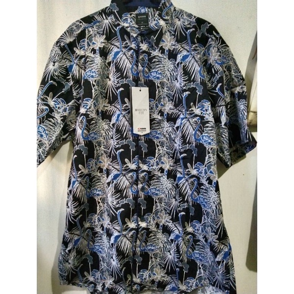 Kemeja Batik Modern Fit  wanita lengan pendek // 07772SM0253 // S135