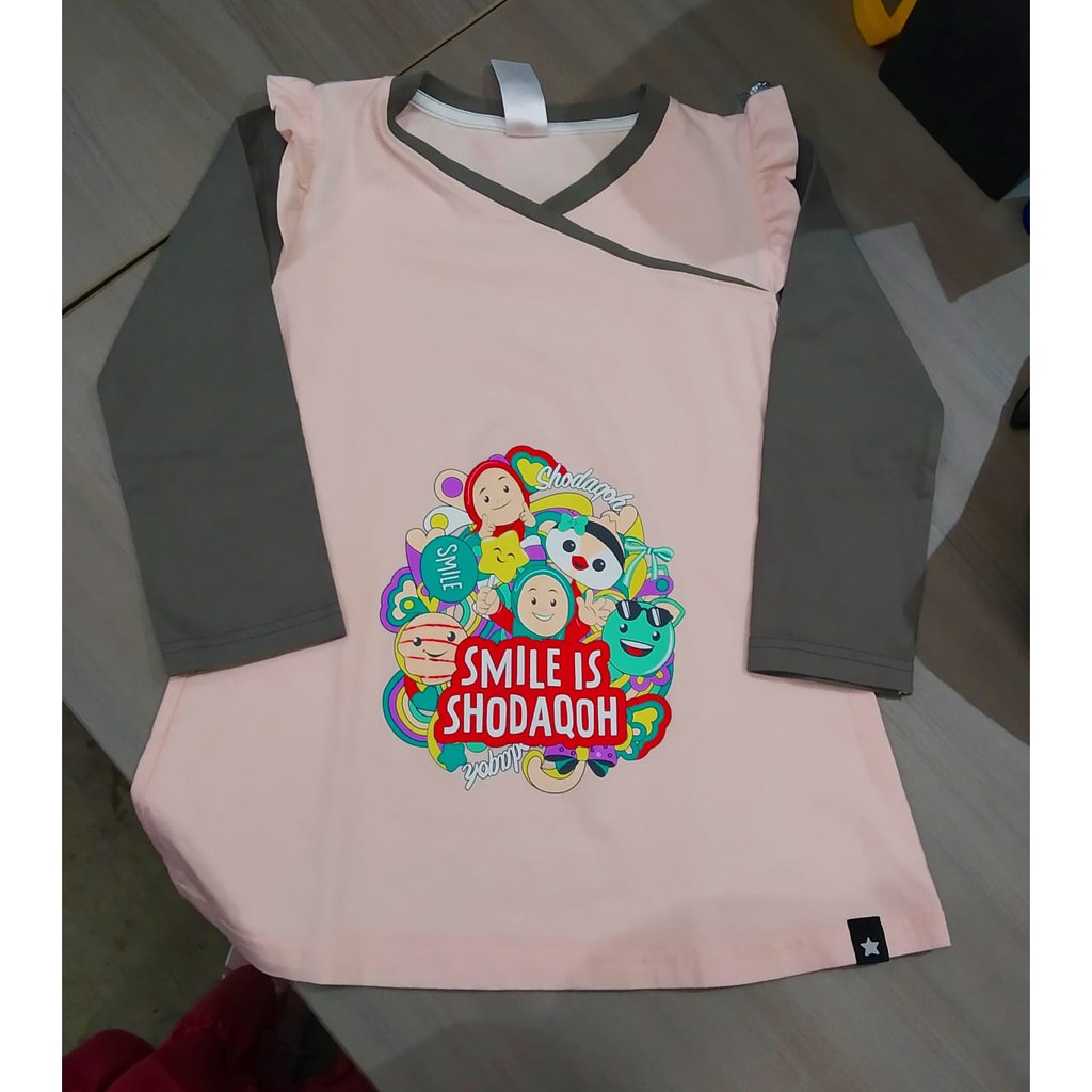 Tunik Afrakids AF265 &quot;Smile Is Shodaqoh&quot; Panjang