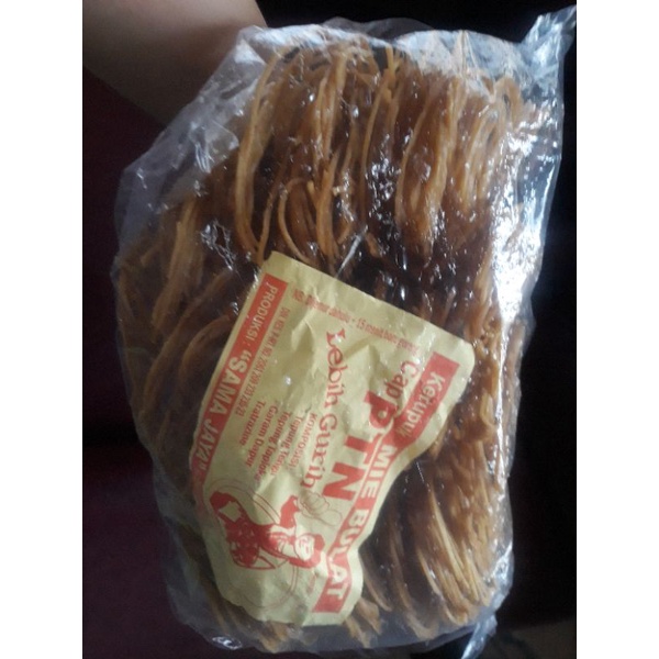 

kerupuk mie cap paten enak, gurih, rapuh