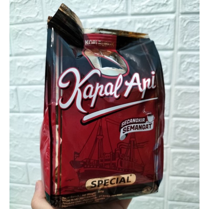 

Kopi Kapal Api Kopi Bubuk Berat 380gr