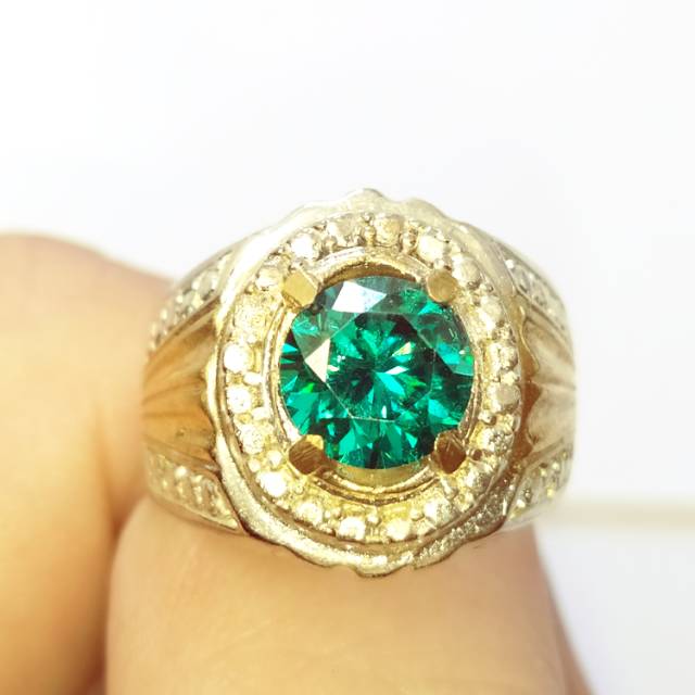 Cincin Green Moissanite