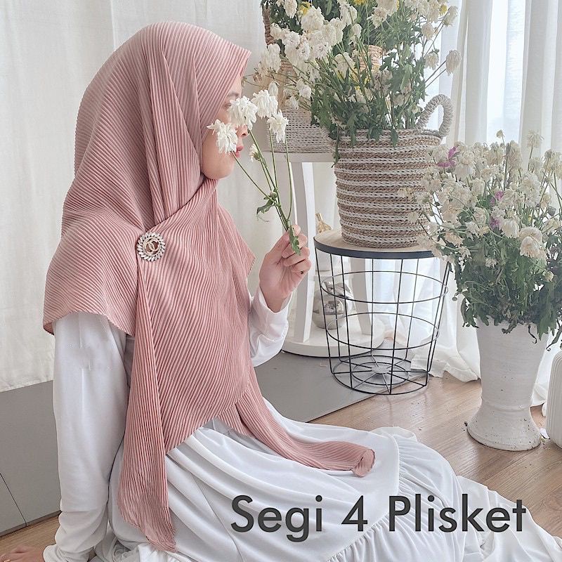 Hijab Segiempat Bella Plisket Jumbo 130x130/ Bella Plisket Jumbo