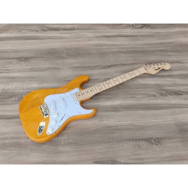Fender Stratocaster Orange Neck Mepple