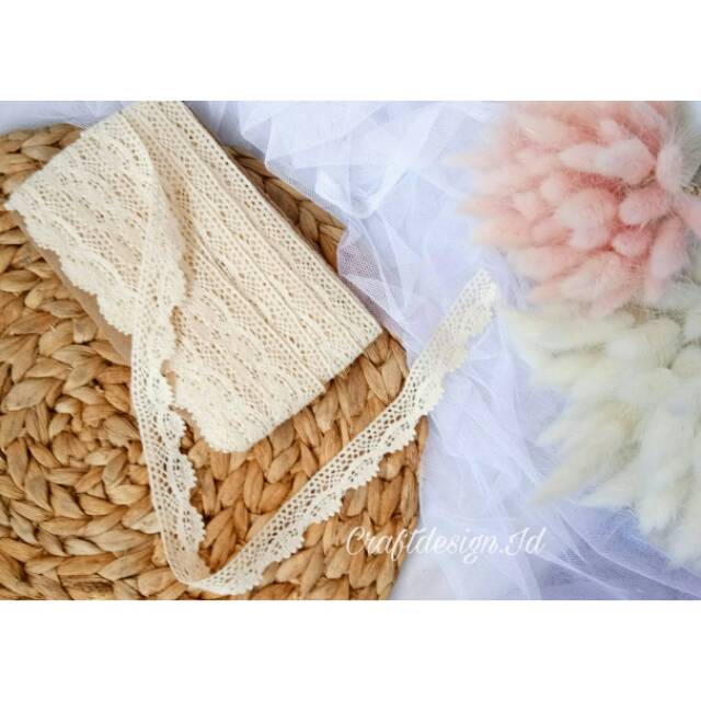 Renda Rajut Motif (Cream)