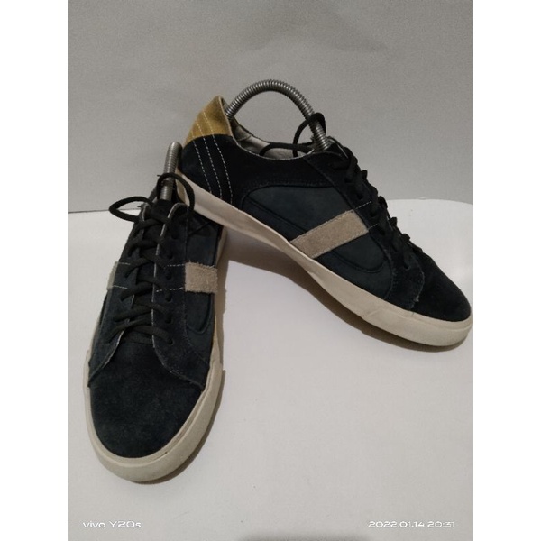 SEPATU PRIA SECOND ORI