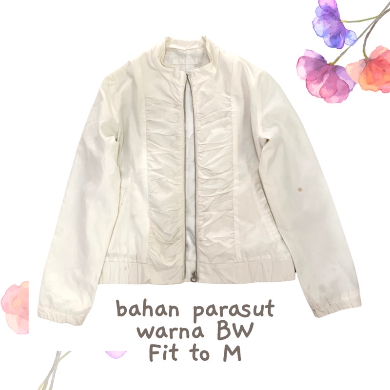 jaket putih BW parasut thrift