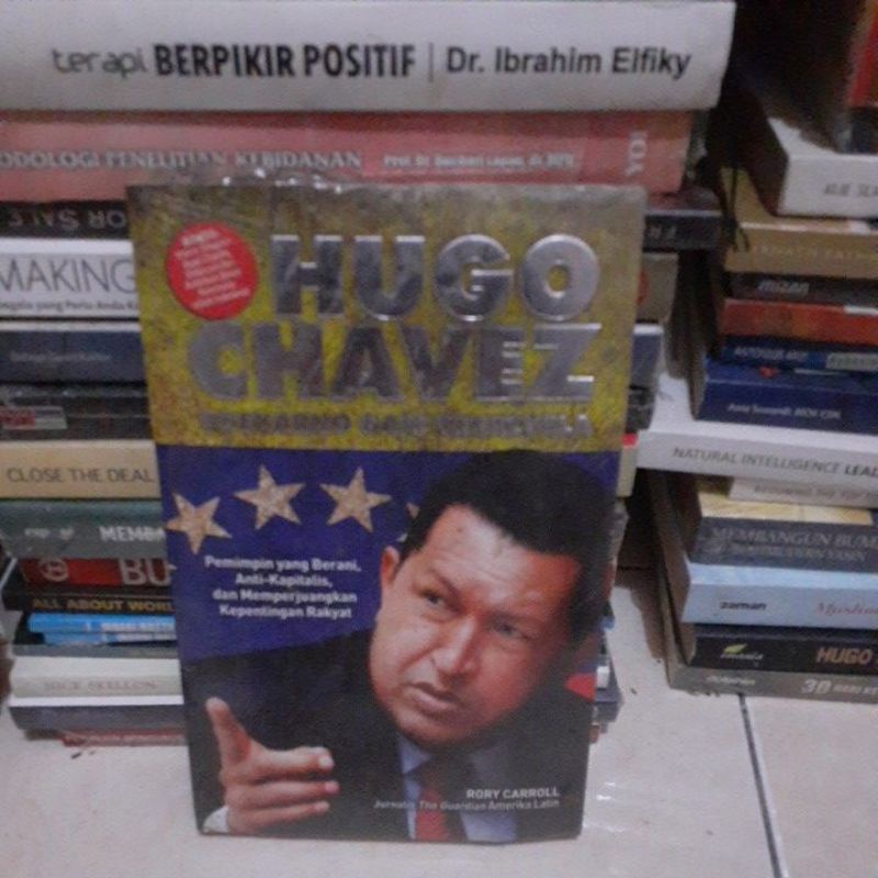 Buku HUGO CHAVEZ  Soekarno dari  venezuela