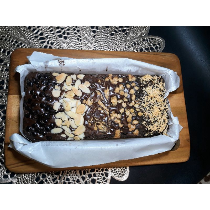 Jual Fudgy Brownies Aneka Topping Shopee Indonesia