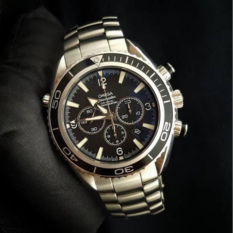 Jam tangan Omega Seamaster Planet Ocean