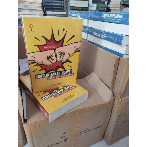 Konflik Tanah Ulayat dan Pluralisme Hukum Penulis: Edy Ikhsan  2021